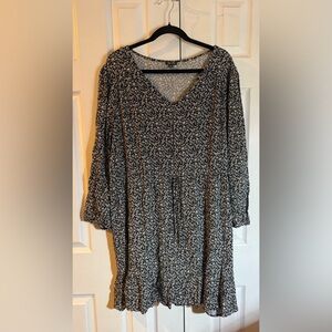 Lily Rose Black and White Long Sleeve Dress